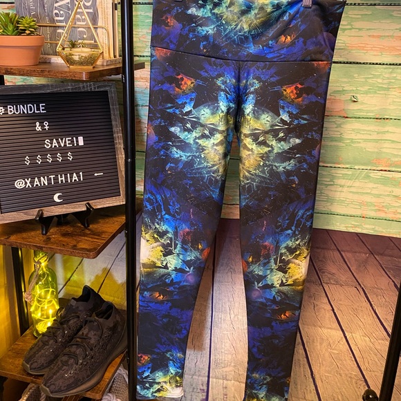 Ladies Galaxy Leggings - Picture 2 of 3